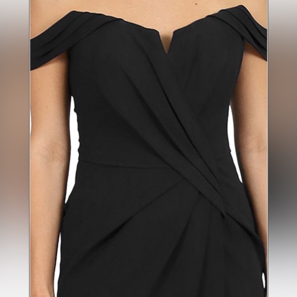 RENE RUIZ COLLECTION Off The Shoulder Crepe Column Gown 16 - Picture 2 of 6